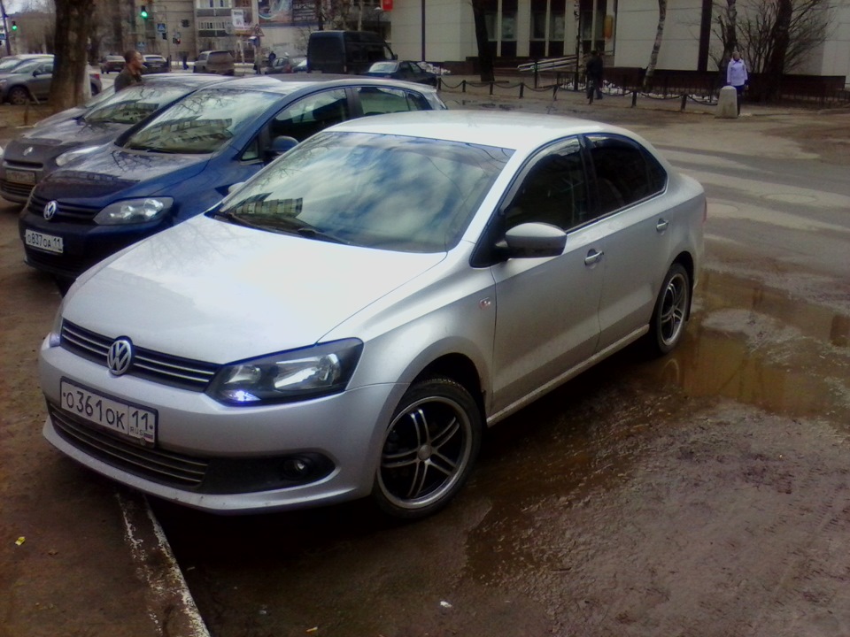 Volkswagen Polo sedan кс876