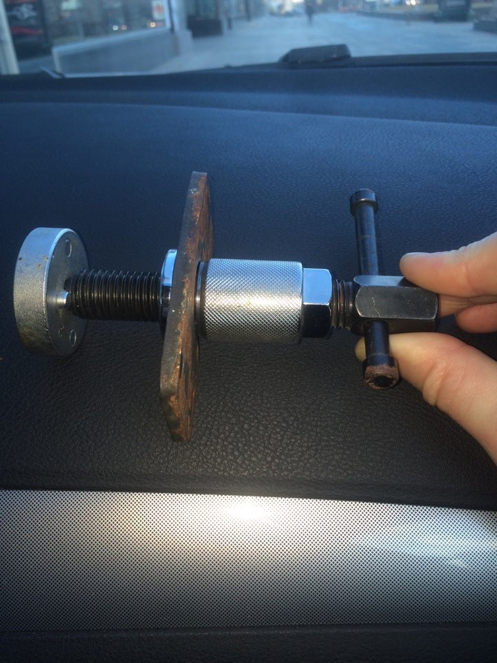 Купил инструмент для задних тормозных суппортов . — Ford Mondeo IV, 2 л ...