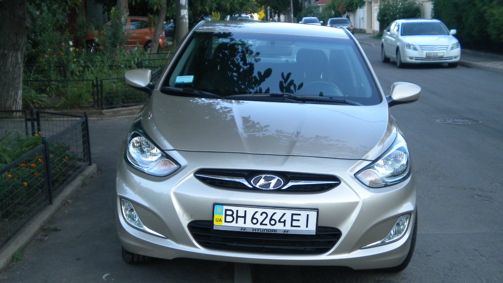 Hyundai Accent 2012