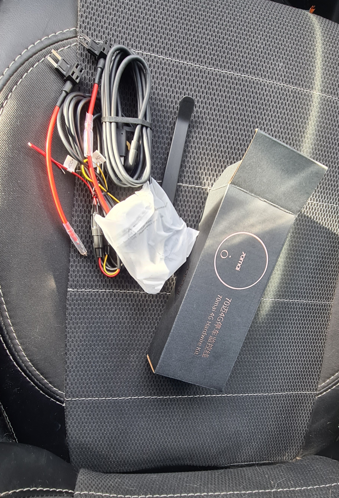 Авторегистратор 70mai Dash Cam Omni X200 (64 Gb) и плюшки к нему ...