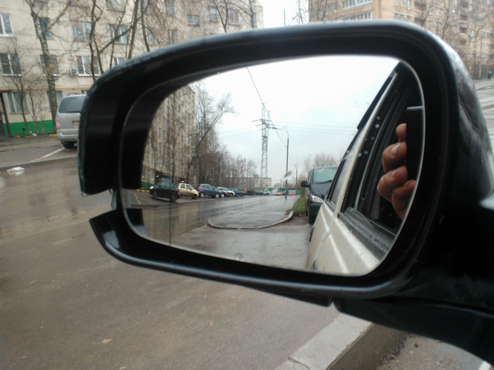 Перпендикулярная парковка задним ходом. Парковка по зеркалам видео. Парковка 45 градусов задним ходом. Параллельная парковка в карман задним ходом. Схема параллельной парковки задним ходом.