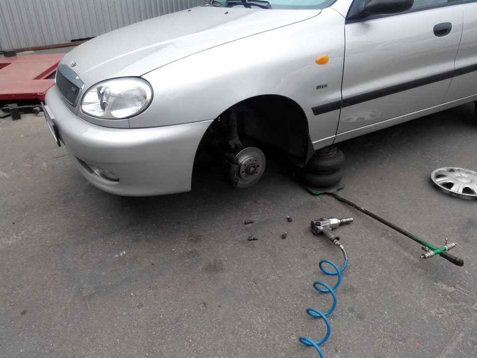 Переобувка на зимнюю резину — И поставил новые тормозные диски ...