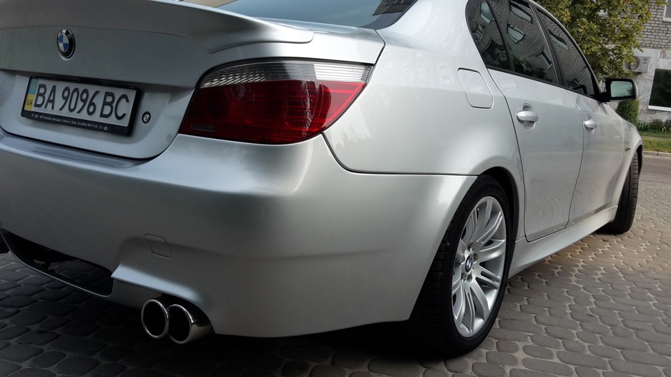 BMW e60 Trunk Spoiler