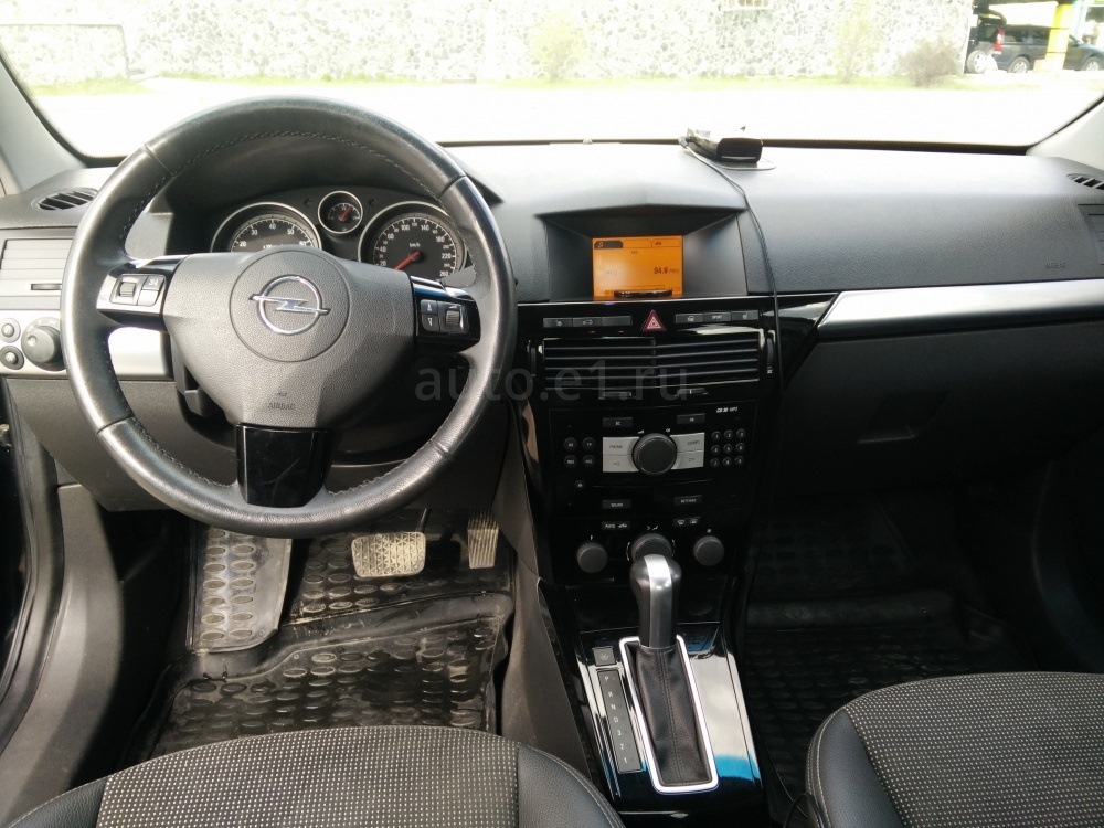 Opel astra h акпп. Opel Astra 2008 1.8 салон. Опель Астра h салон автомат. Opel Astra h 2005 АКПП салон. Опель Астра 2008 салон автомат.