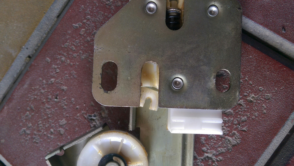 Стеклоподъемники на приоре могут и от безделия сломаться))) — Lada ...