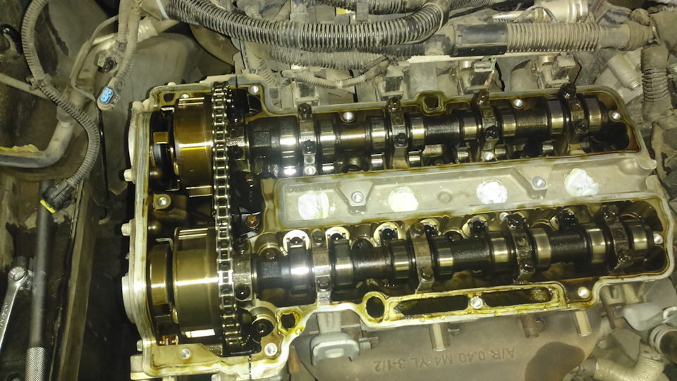 Далее снимаем клапанную крышку — Opel Astra J