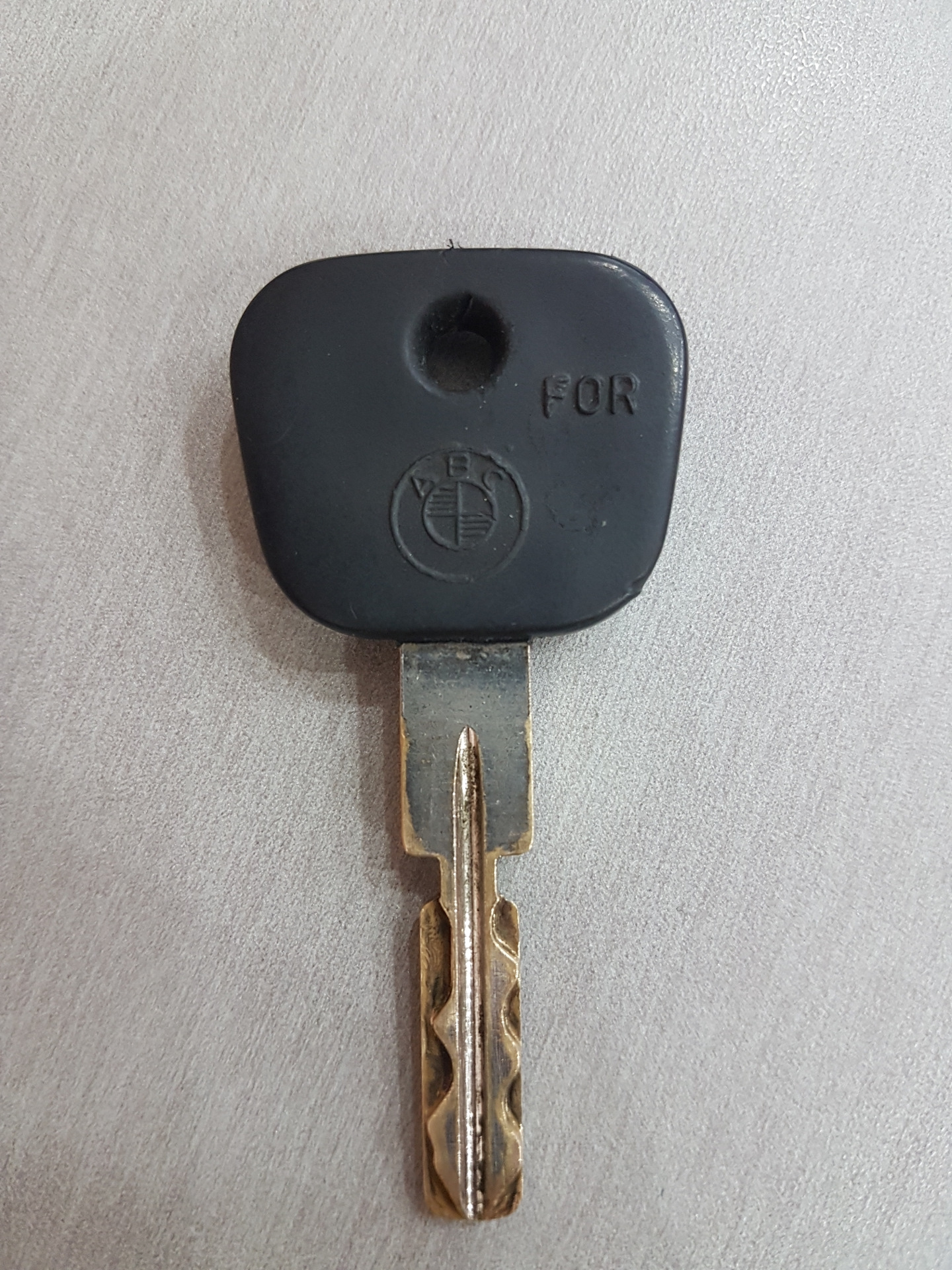 Ключ с кнопками центрального замка — BMW Z3, 1,9 л, 1997 года ...