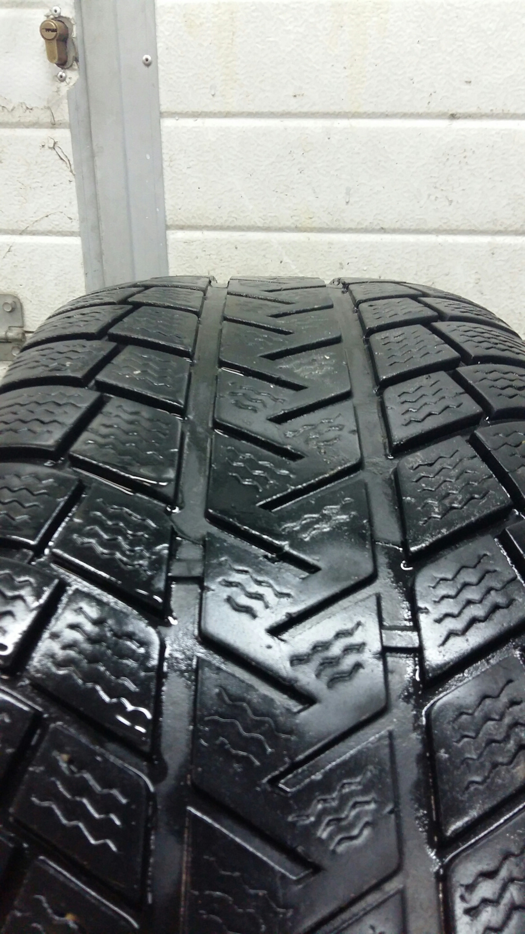 Bridgestone blizzak dm-v1. Автошины зимние 265 70 16 б у. Резина зимняя 235 75 16 зимняя. Grandtrek sj6. Автошины зимние 265 70 16 б у.