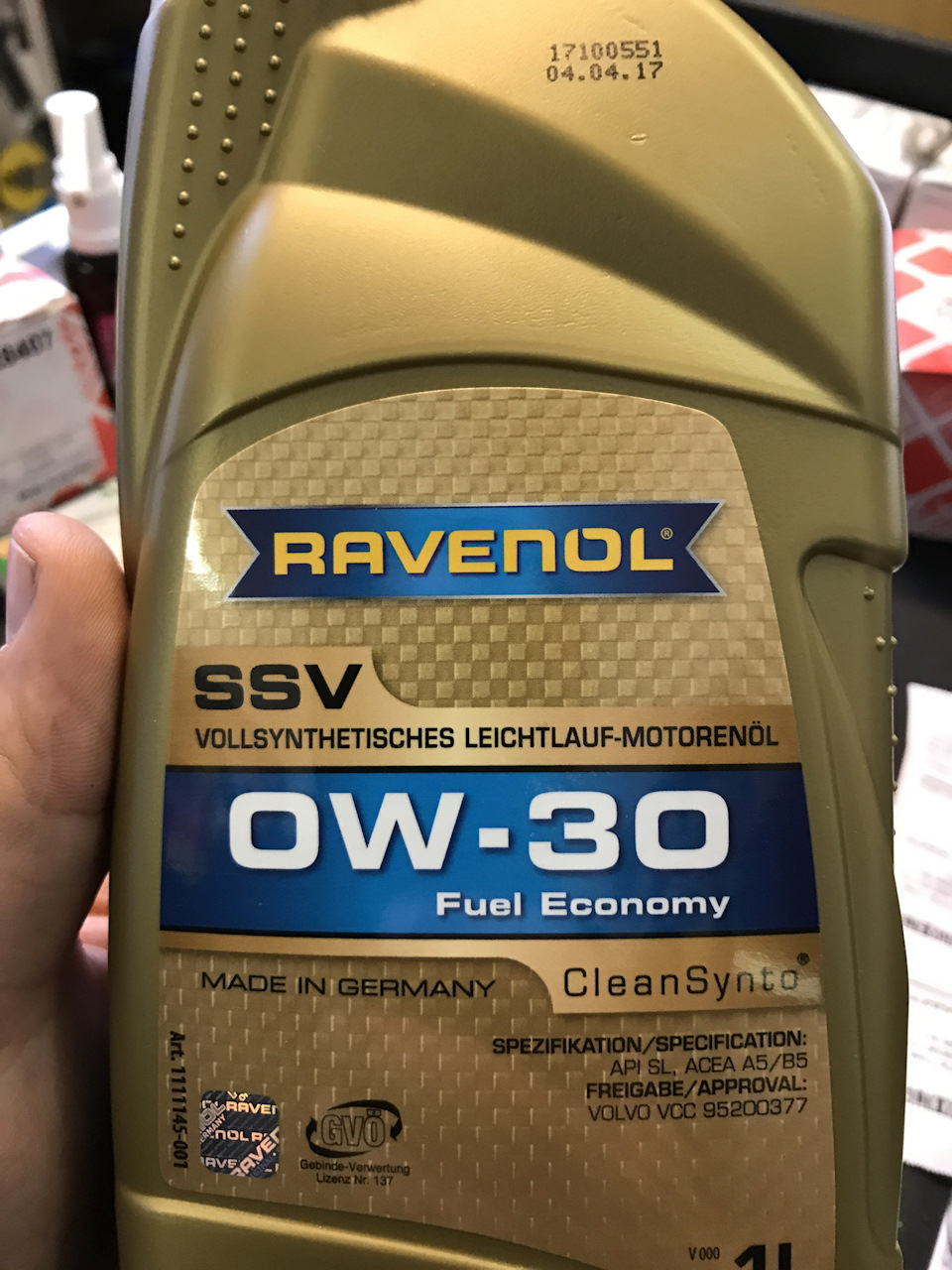 Масло в двигатель Ravenol SSV — Volvo V70 II, 2,4 л, 2005 года ...