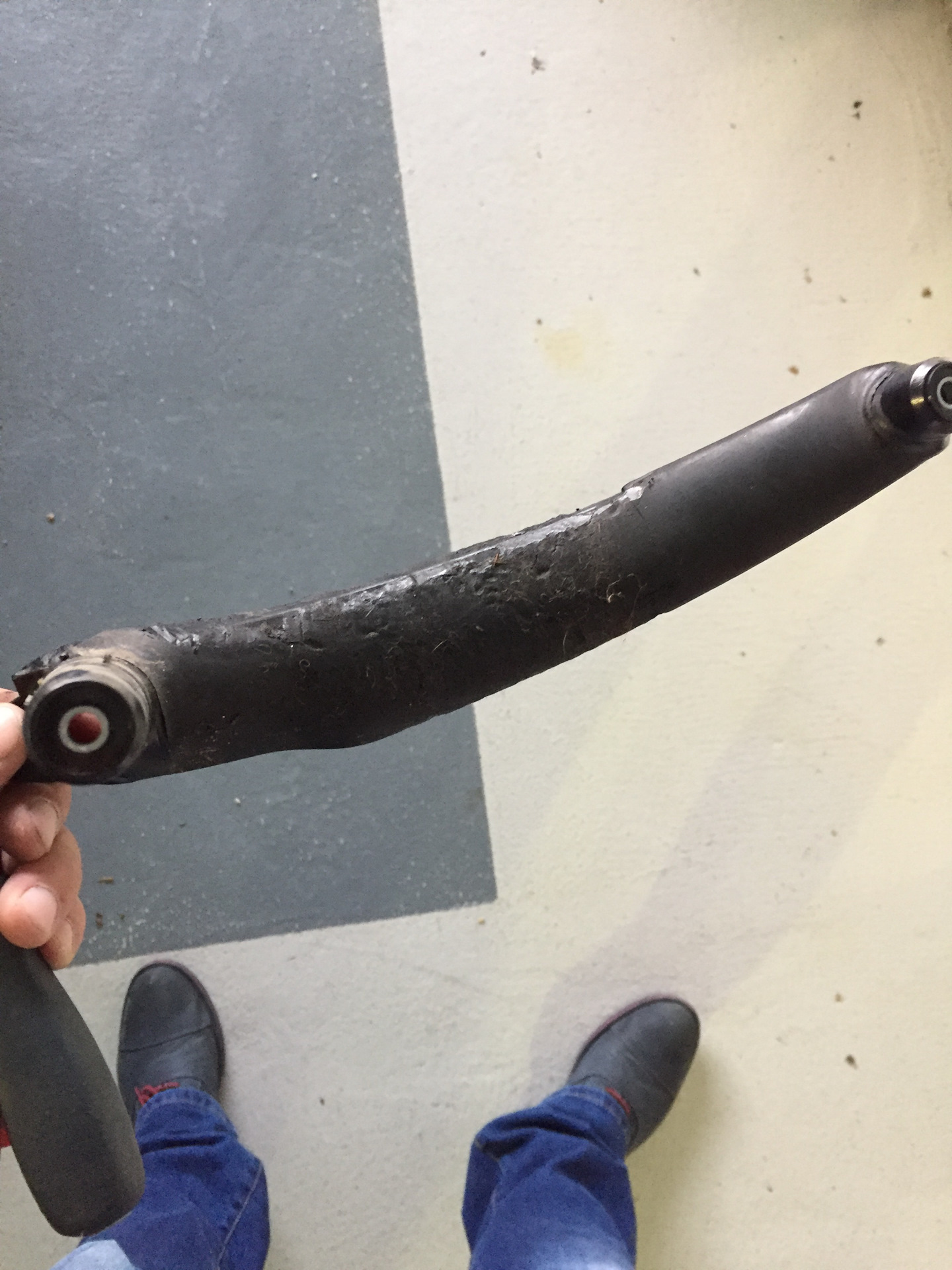 Замена держателя ручки внутренней обшивки двери — BMW X5 (E70), 3 л ...