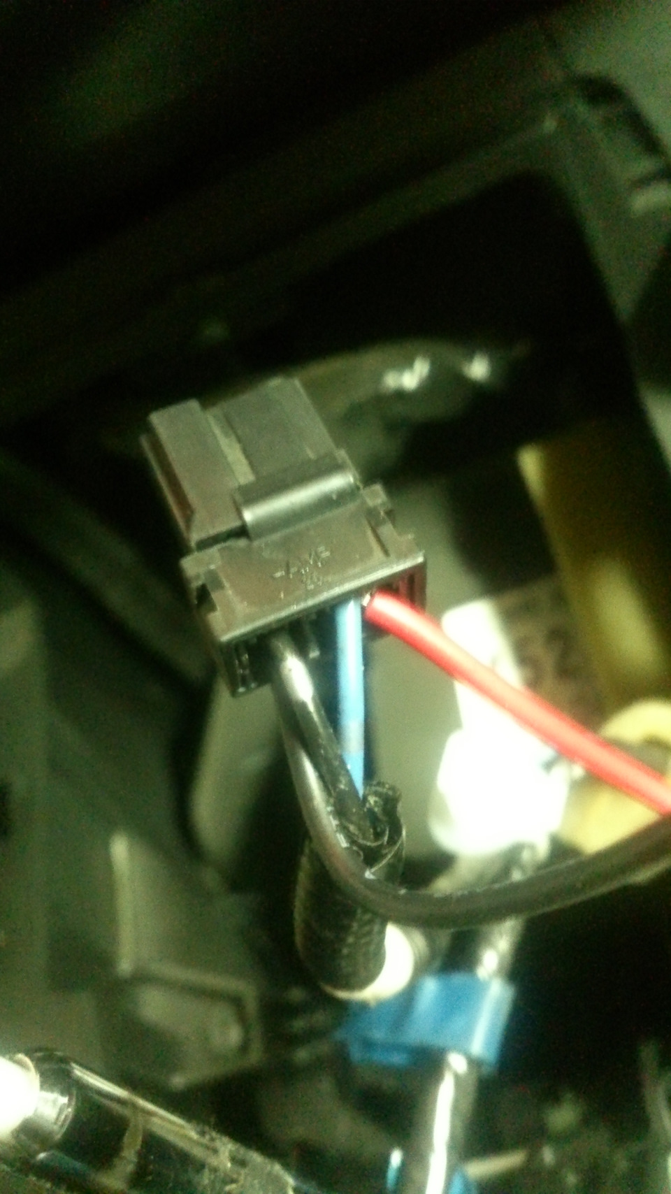 Подключение к пинам — Nissan X-Trail II (t31)