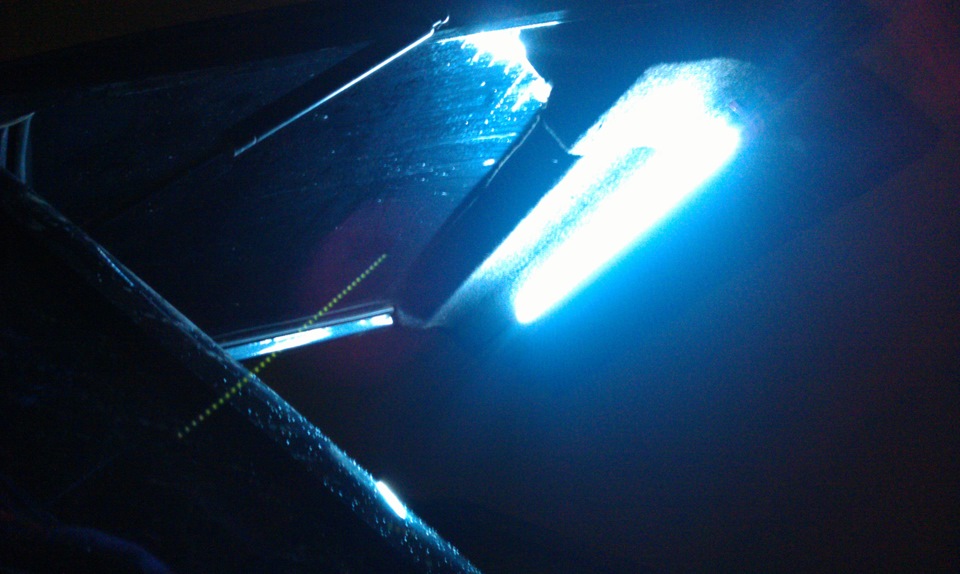 Свет, яркий свет — Lada 21124