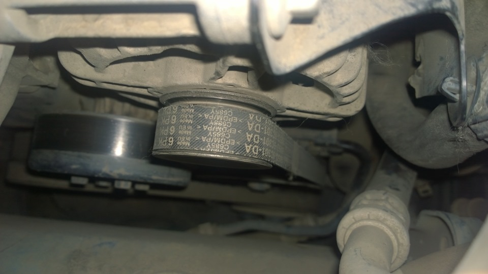 почтипорвался ремень — Ford Focus II Hatchback, 1,6 л, 2008 года ...