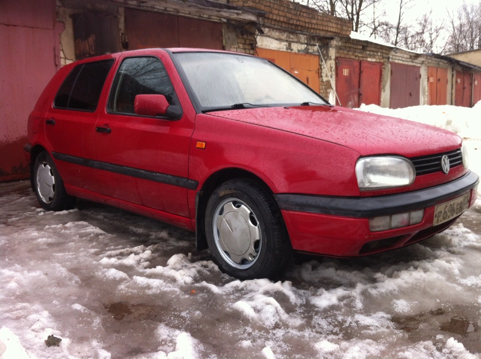 Помыл Мурзика и переобулся — Volkswagen Golf Mk3, 1,6 л, 1995 года ...