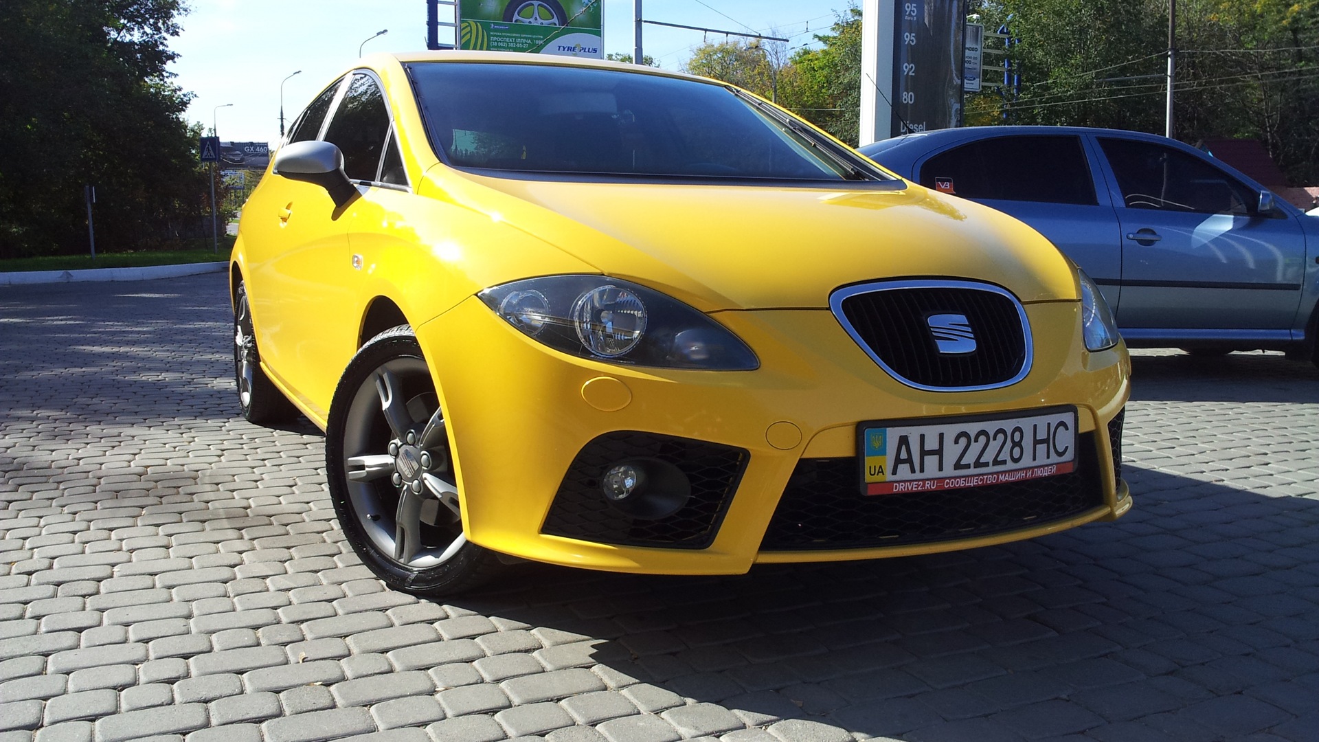 SEAT Leon FR (Mk2) 2.0 бензиновый 2009 | 270+h.p. на DRIVE2