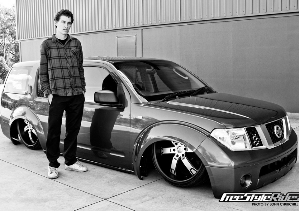 Четкий проект. Nissan Pathfinder stance. Nissan Pathfinder заниженный. Pathfinder stance. Nissan Pathfinder 2003 stance.