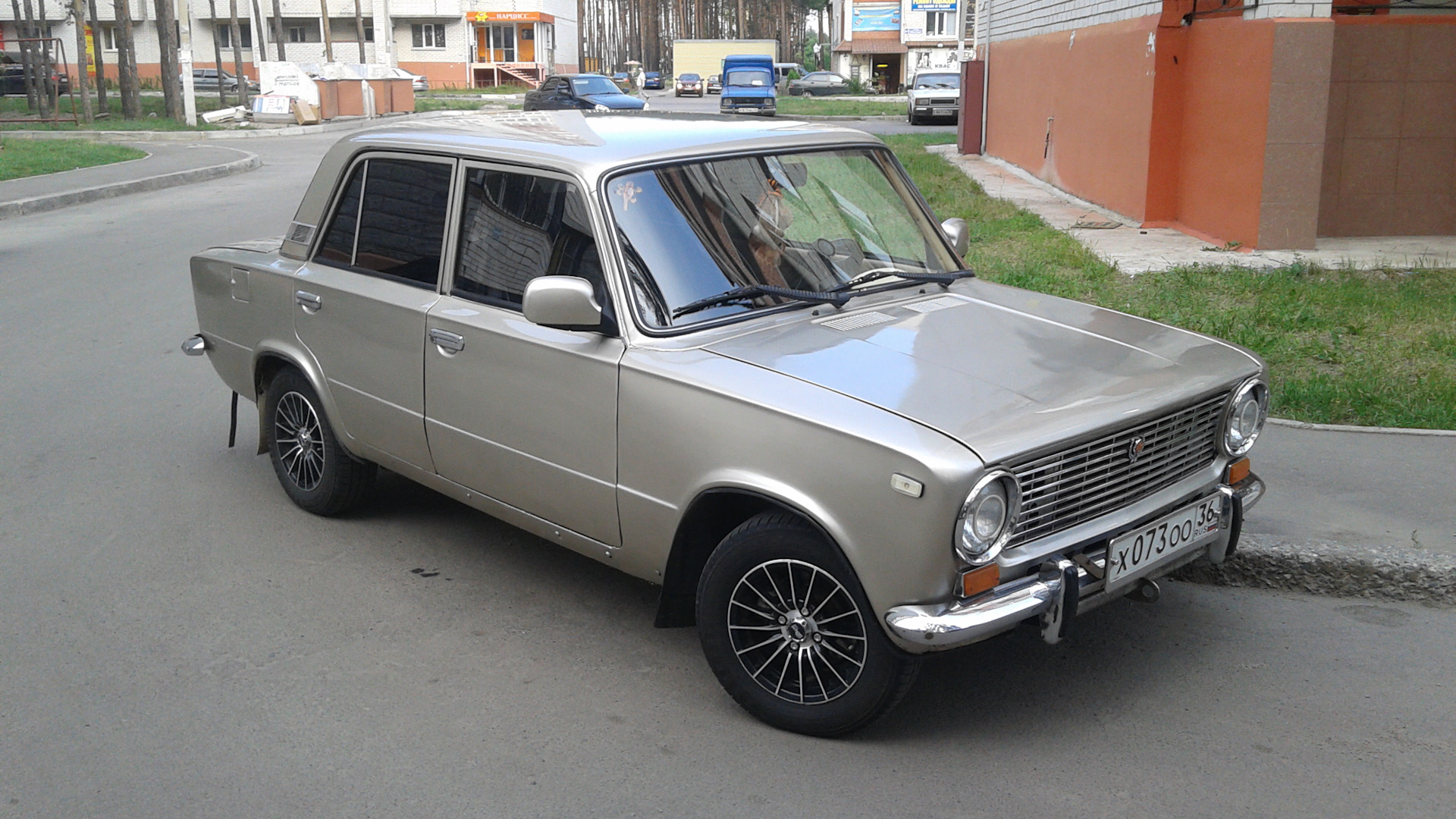 Lada 21013 1.7 бензиновый 1976 | Бежевый металлик( приз ) на DRIVE2