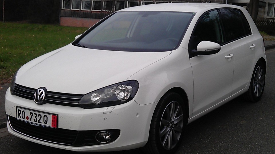 Volkswagen Golf белый 20 Tdi Drive2