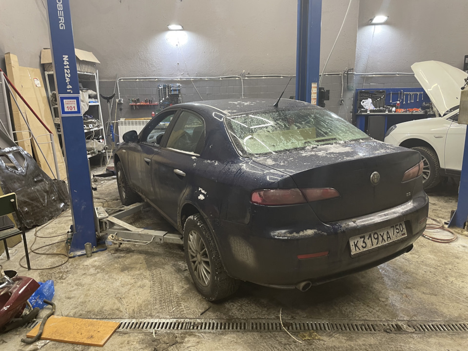 Съездили в сервис — Alfa Romeo 159, 2,2 л, 2007 года | визит на сервис ...