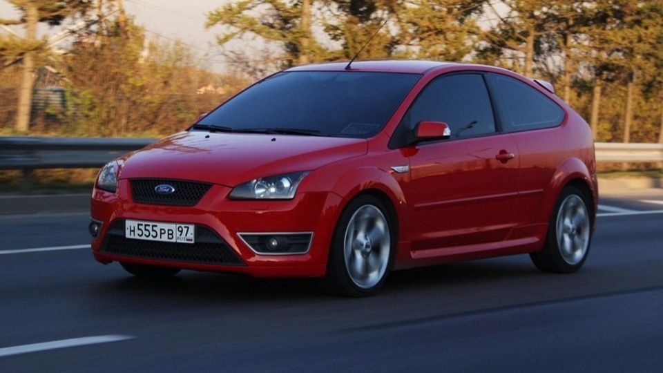 Ford Focus II ST 2.5 бензиновый 2007 на DRIVE2