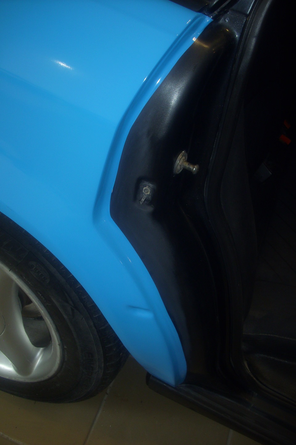 Обтяжка автомобиля пленкой — Audi 80 (B4), 2 л, 1993 года | кузовной ...