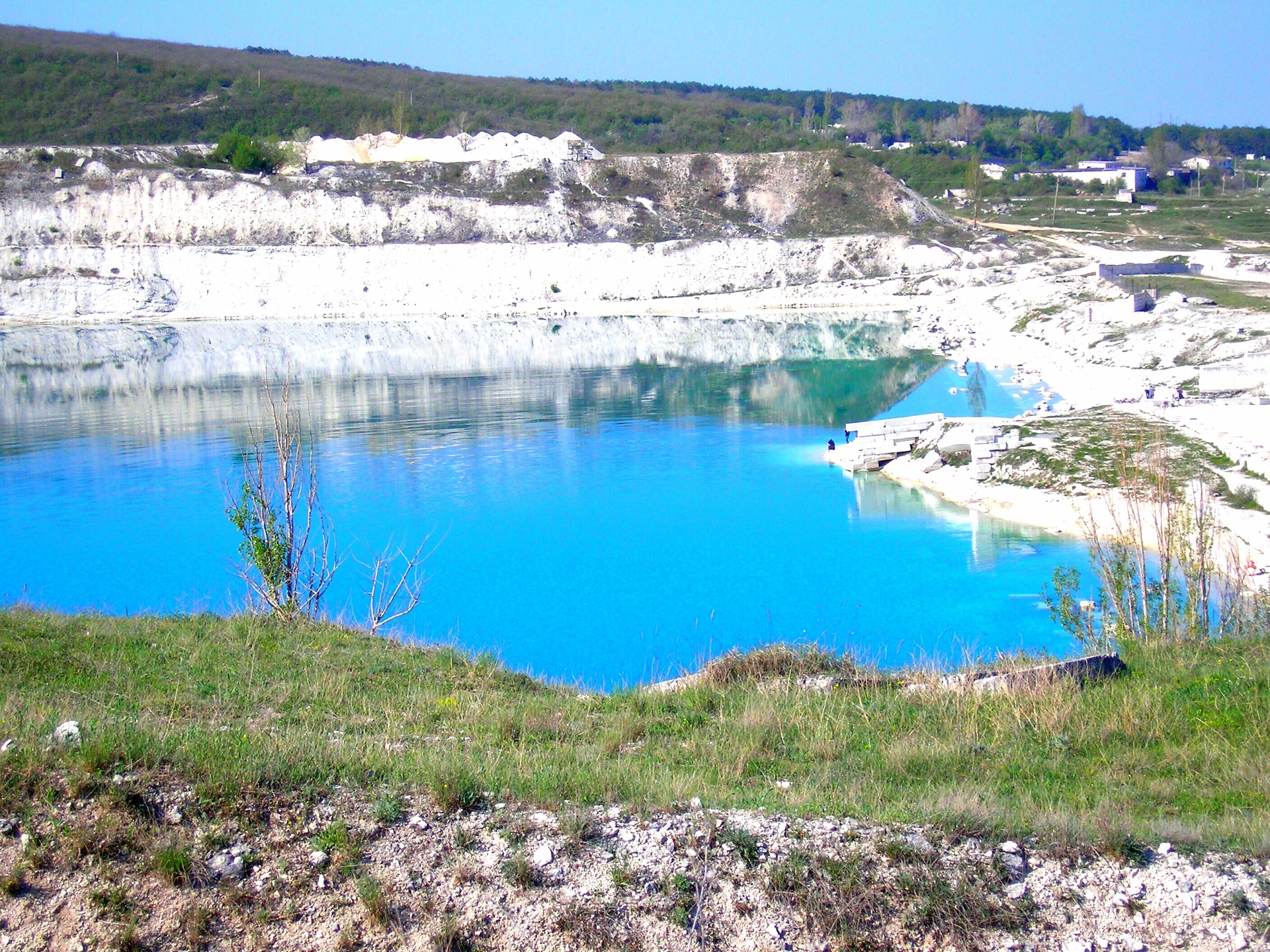 голубые озера в крыму