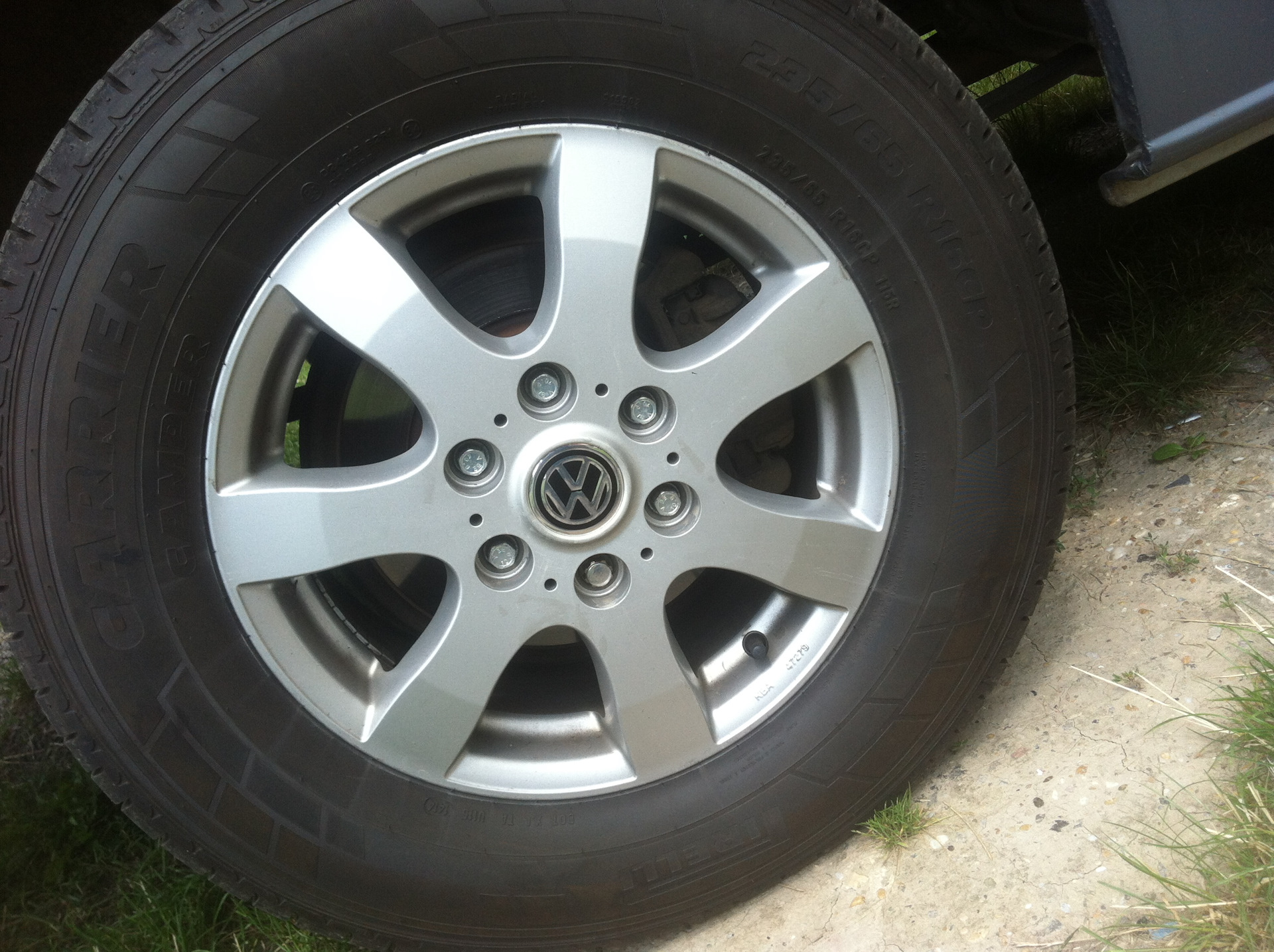 Колпачки на колеса) — Volkswagen Crafter (1G), 2,5 л, 2007 года ...