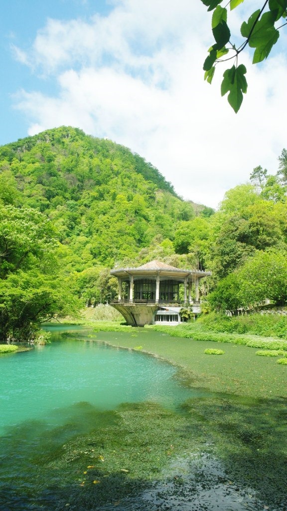 Заброшенная станция Н.Афон — Mitsubishi Pajero (2G)