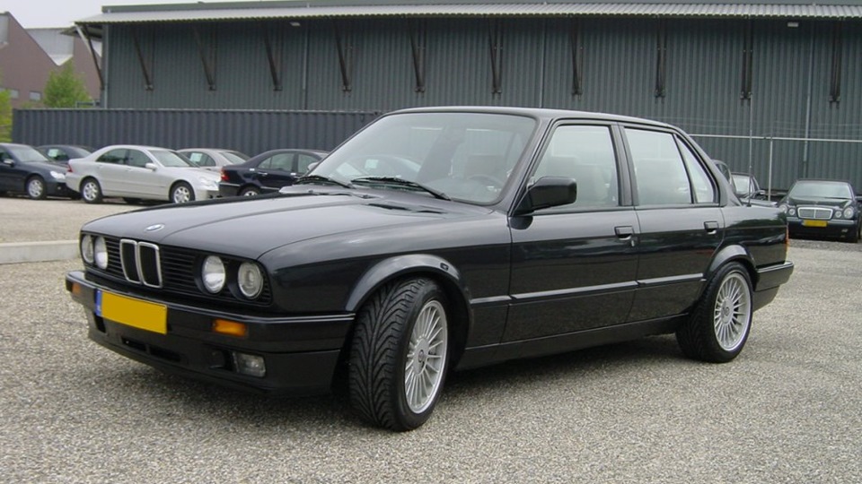 фото bmw 1990 года фото bmw 1990 года