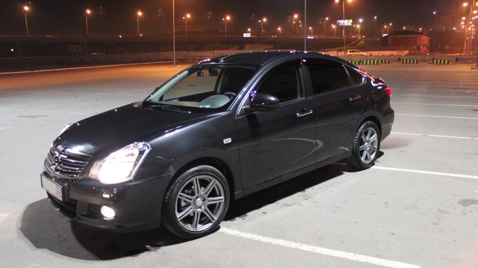 Nissan Almera 2014 черная