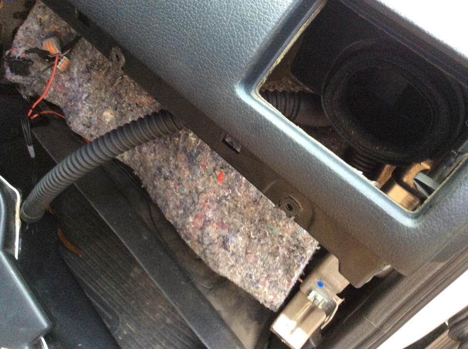 Холод/тепло в перчаточном ящике. — Skoda Octavia A4 Mk1, 1,8 л, 2004 ...