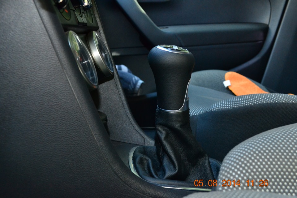установка ручки кпп с подсветкой на ПОЛО СЕДАН — Volkswagen Polo Sedan ...