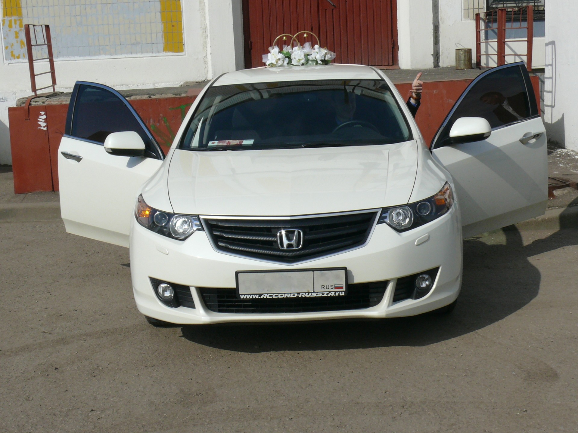 Машина жениха и невесты) — Honda Accord (8G), 2 л, 2010 года | просто так |  DRIVE2