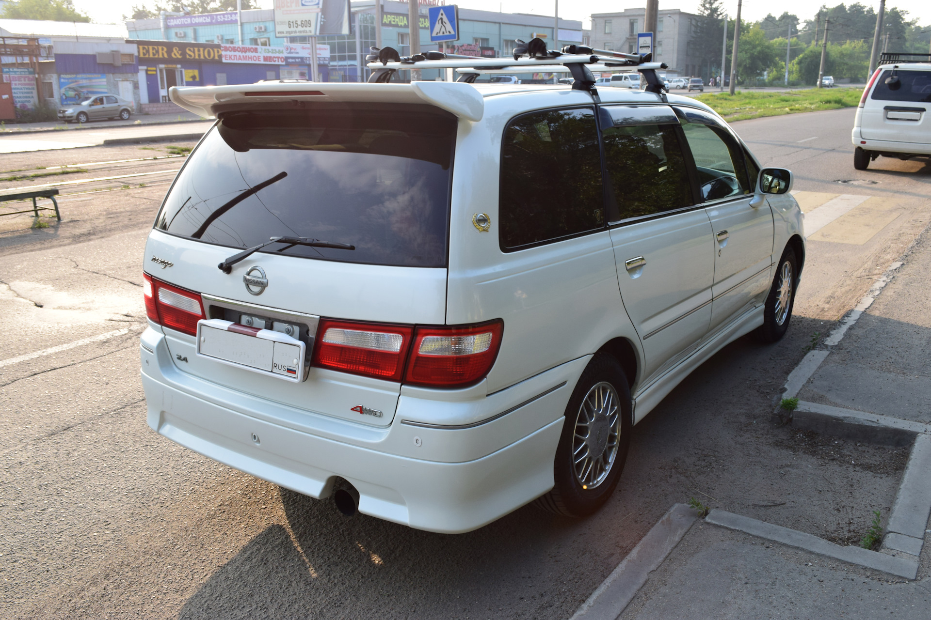 Ниссан пресаж. Пресадж Ниссан Пресаж 2000. Ниссан Пресаж 2000 года. Nissan Presage 1. Nissan Presage u30 Axis.