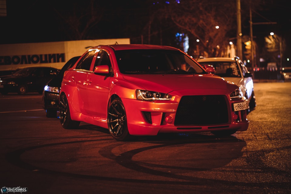 Mitsubishi Lancer 10 vs BMW m5 e60