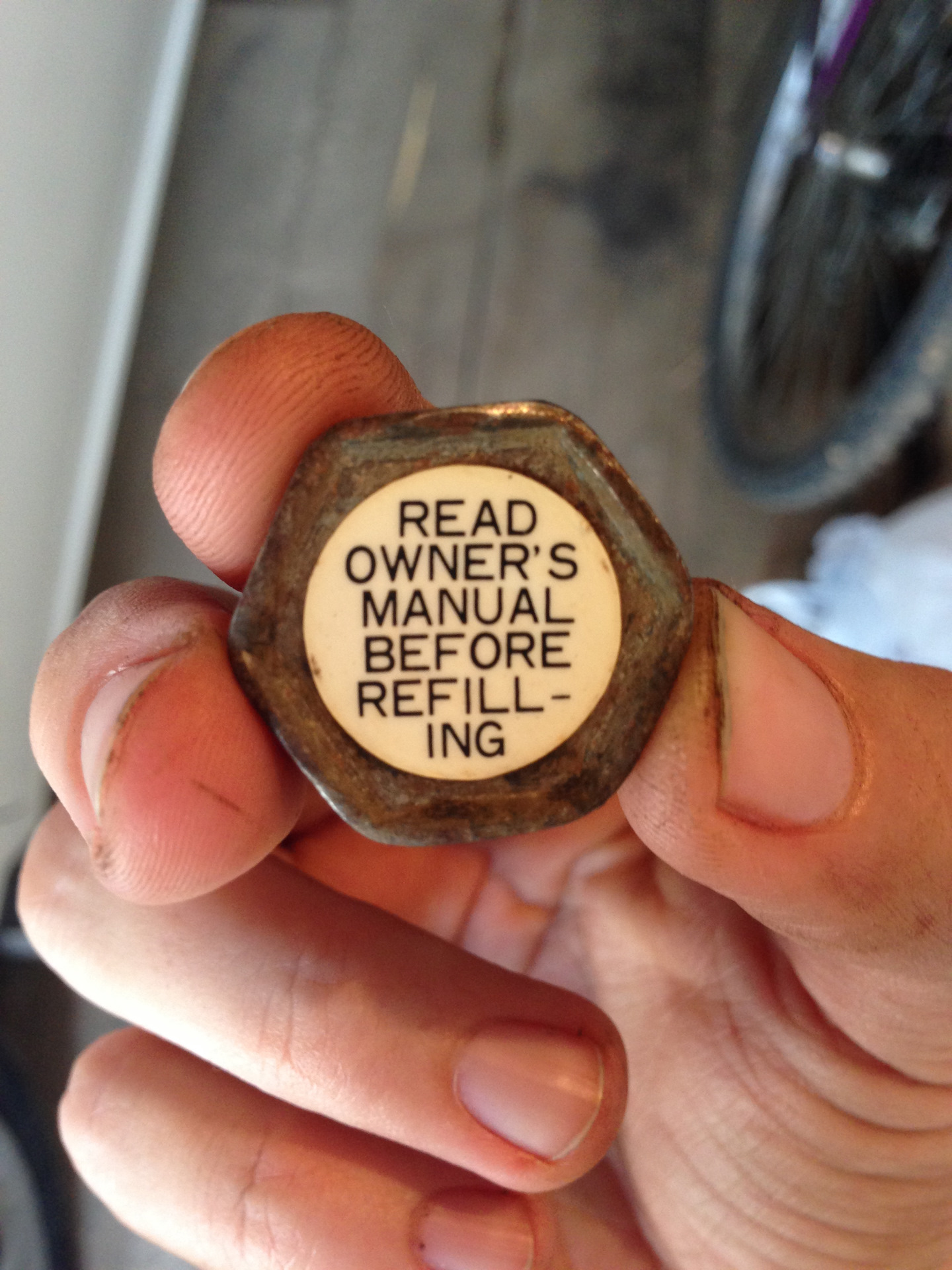 Consult by sign document. Знак ознакомиться с инструкцией. Manual notice label. Lg ac manual use. Табличка warning.