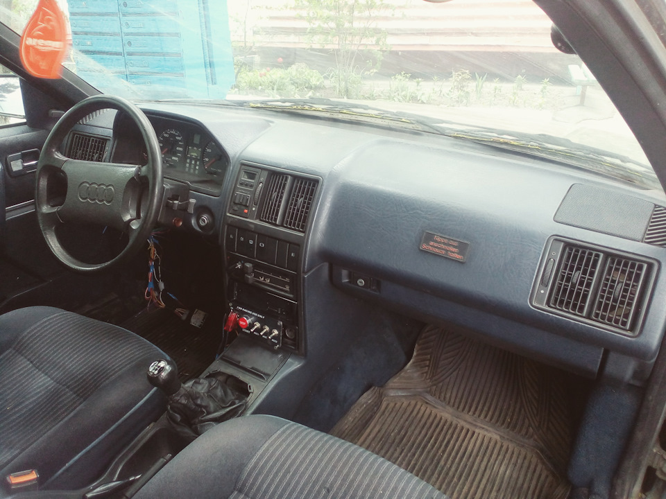 audi 100 c3 салон