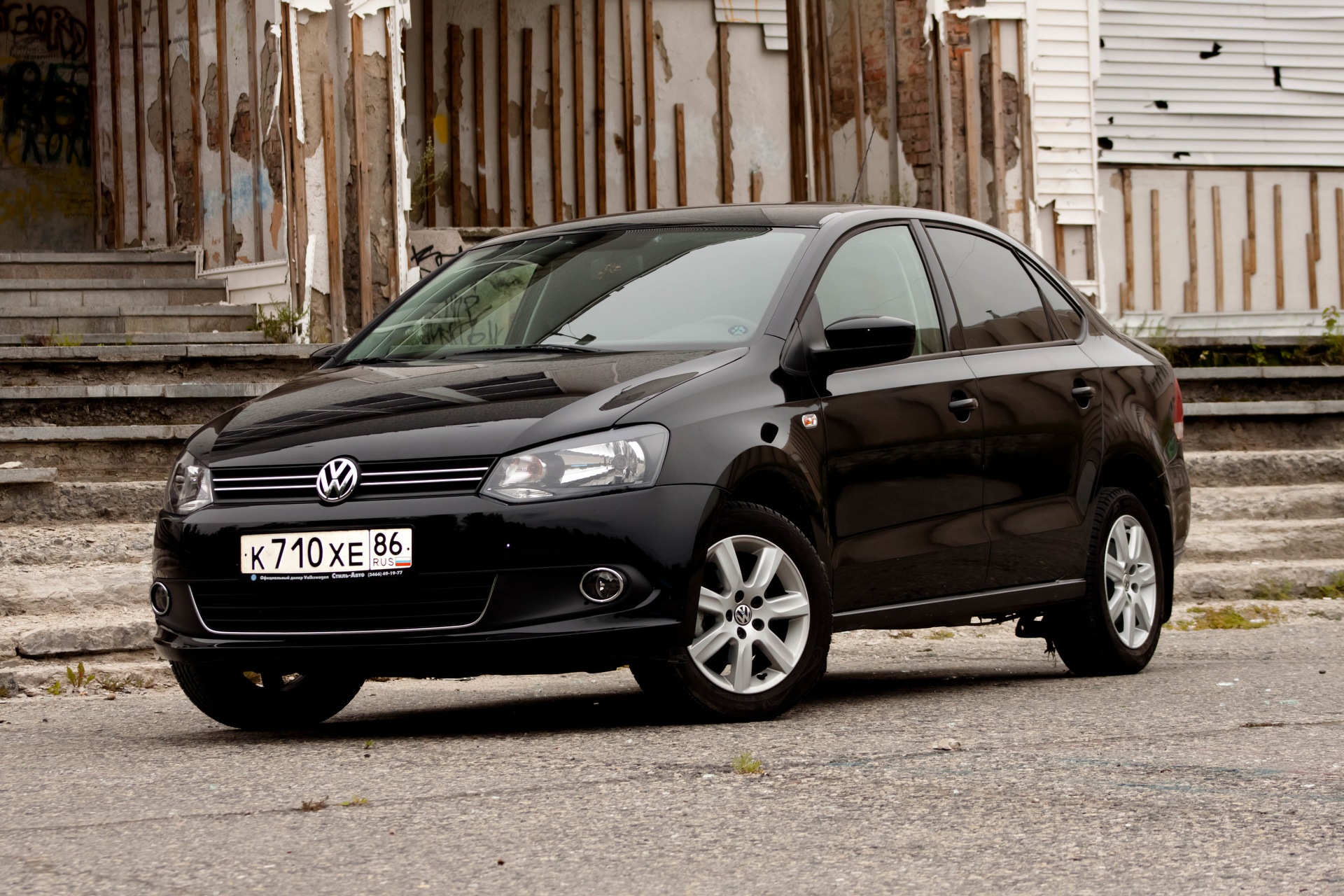 Volkswagen Polo sedan РґРµРІСѓС€РєРё