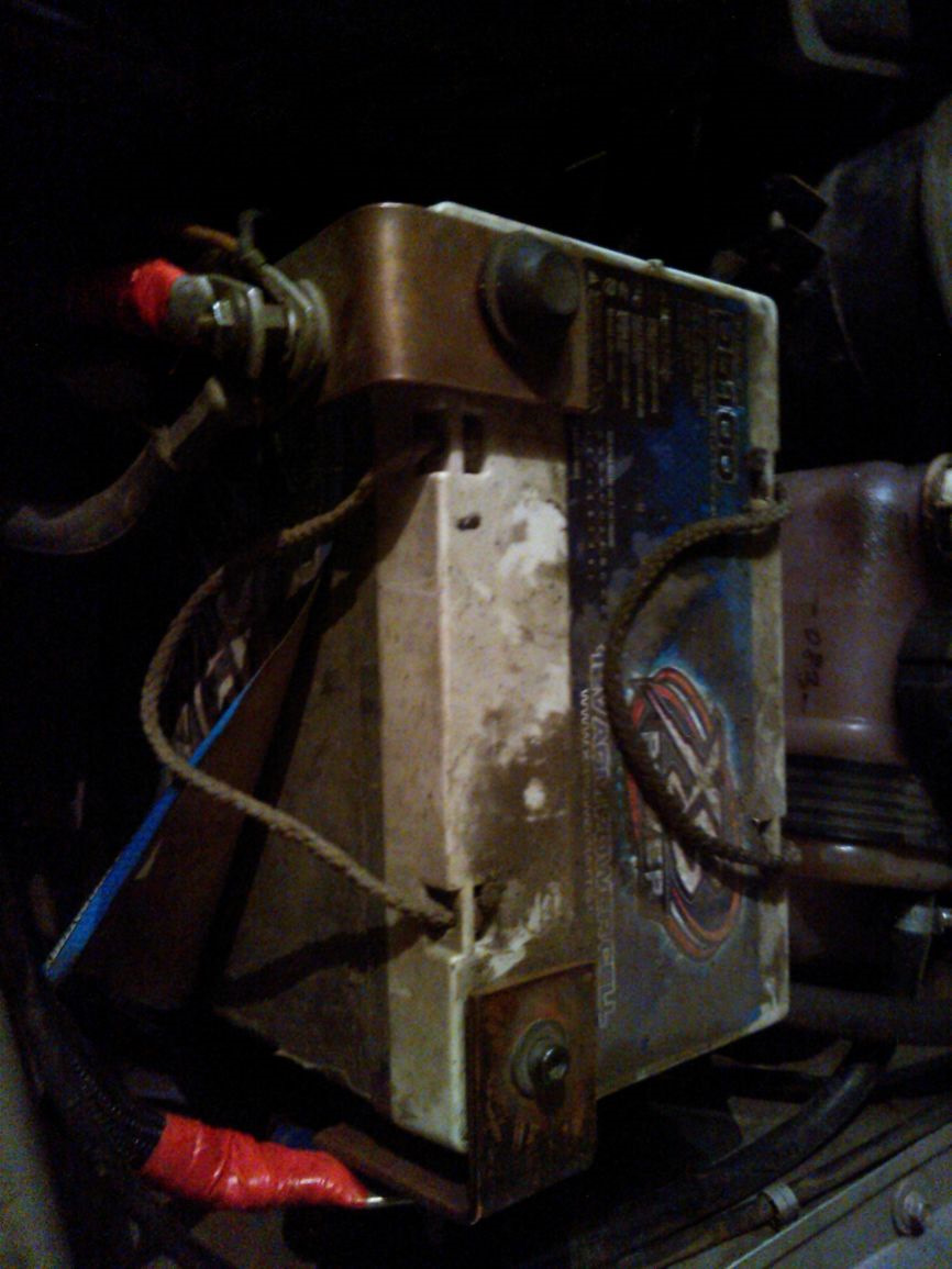 Протянул + и — дополнительно от акб до гены(Проблема:нету массы если ...