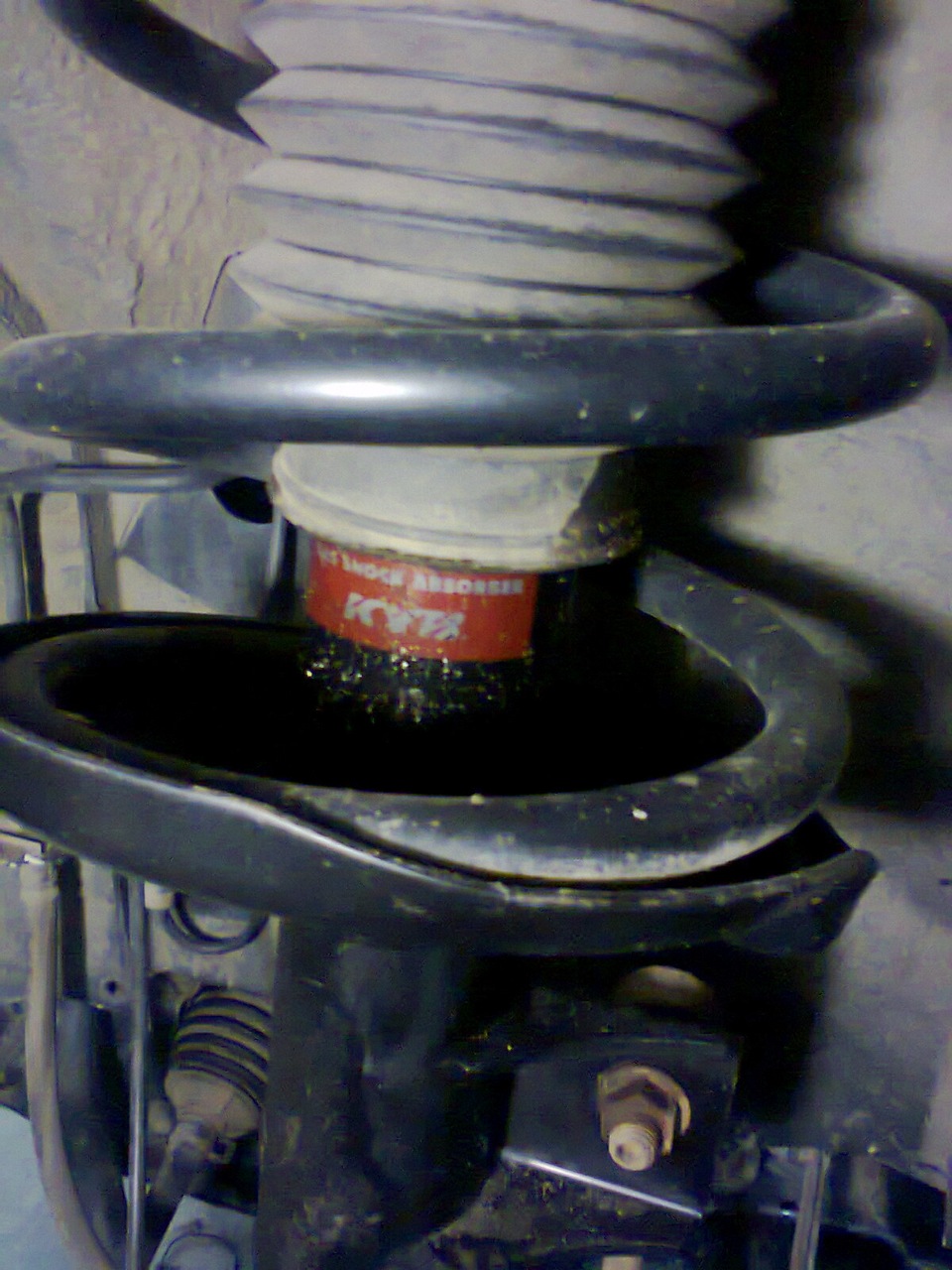 Замена передних тормозных шлангов и попытка замены писунов в задних ...