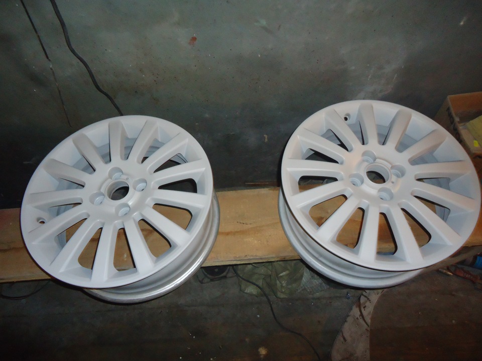 Вот и дошло дело до главного зачистка, грунтовка, шпаклевка ...