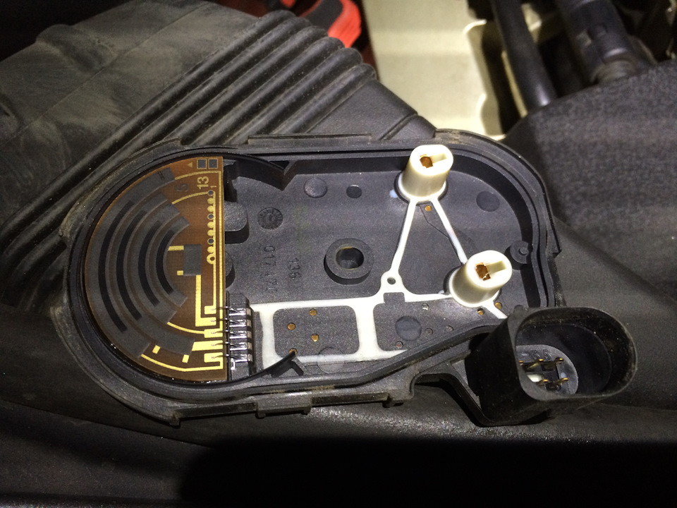 Чистка и смазка дроссельной заслонки Audi A6 — Audi A6 (C6), 2,4 л ...