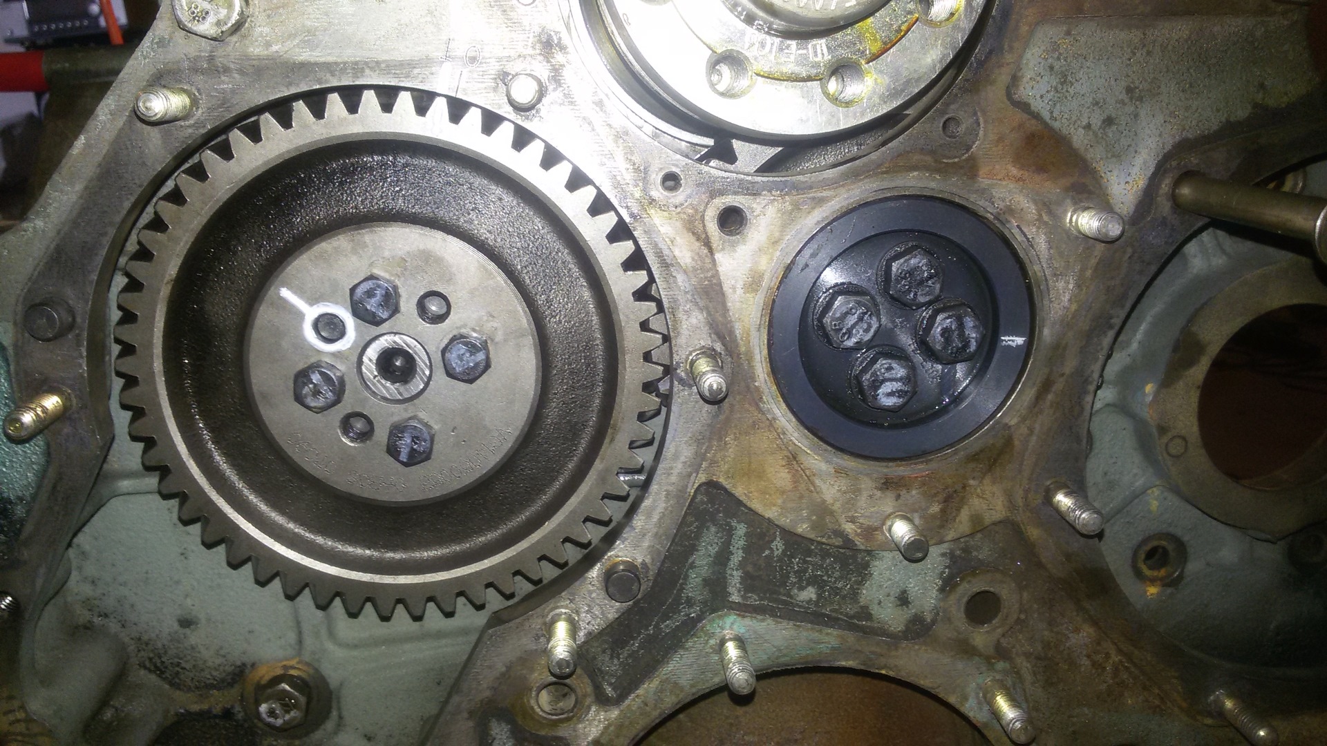 Привод тнвд д245 е3. Метки шестерен на д245. Балканкар 2500. Метки зажигания паз 3205. Зажигание двигатель перкинс 1104.