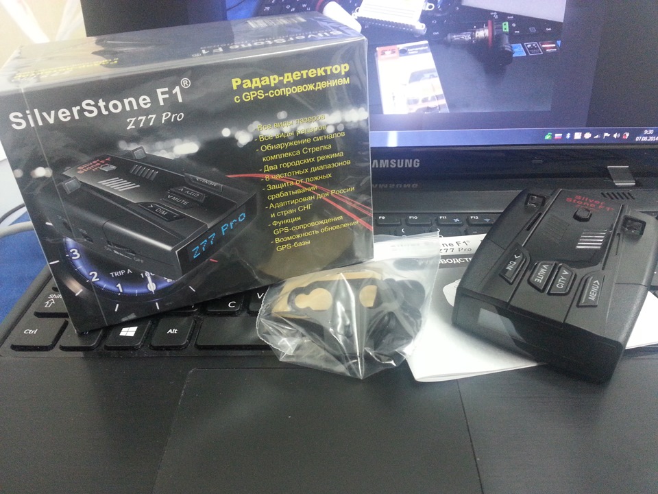 Обновление антирадара сайт. Дисплей на антирадар Silverstone z77 Pro. Silverstone f1 z77 Pro обновление базы камер.