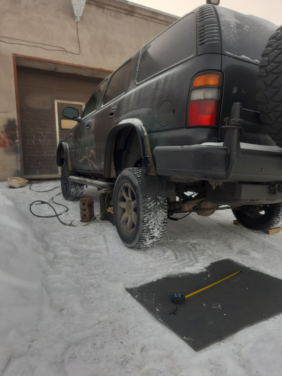 очередной тюнинг( колхозинг) амортизаторы от Садко на 800 таху — Chevrolet  Tahoe (GMT800), 5,3 л, 2004 года | своими руками | DRIVE2