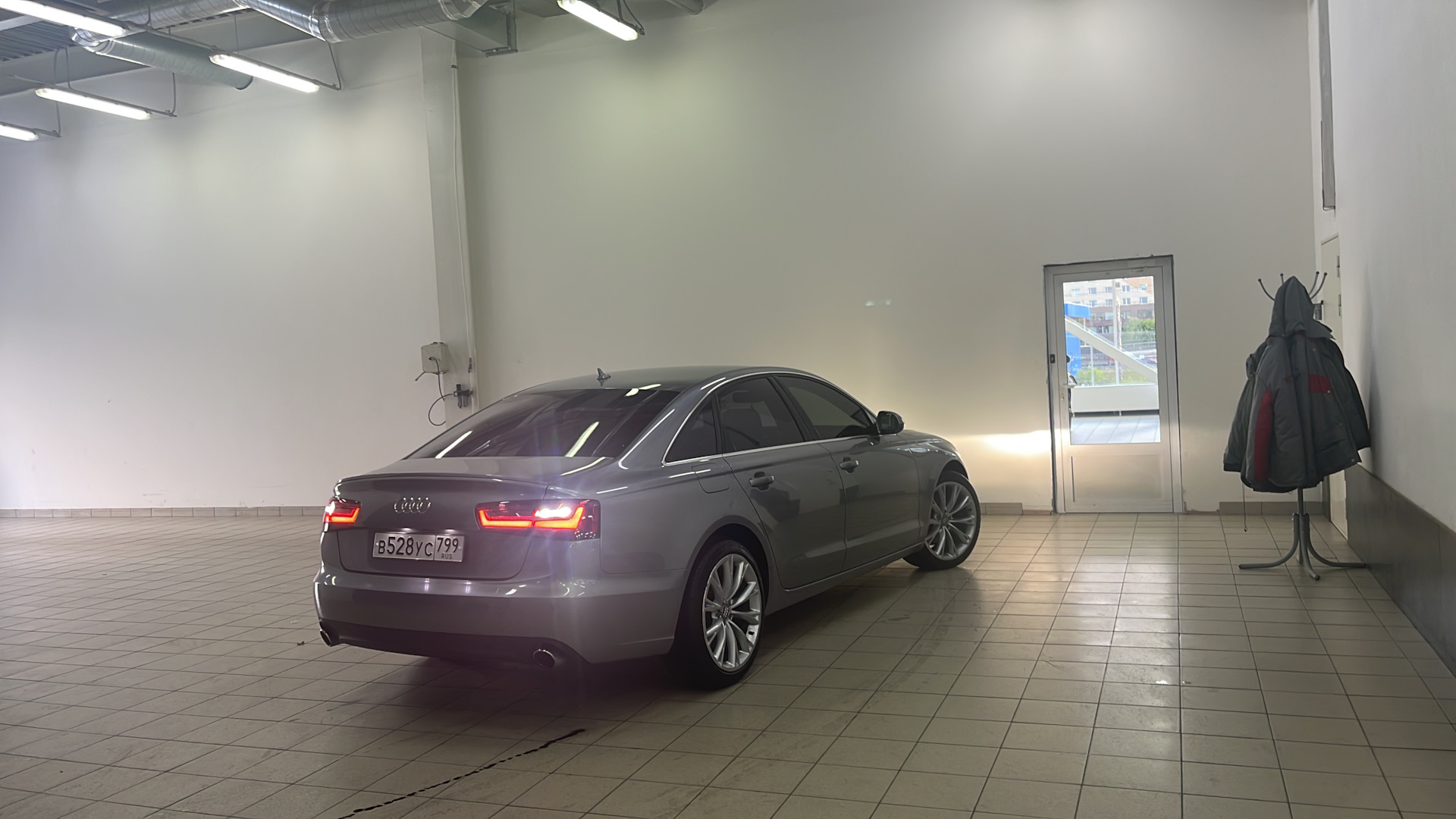 Диоды в «задний ход» — Audi A6 (C7), 2 л, 2011 года | стайлинг | DRIVE2