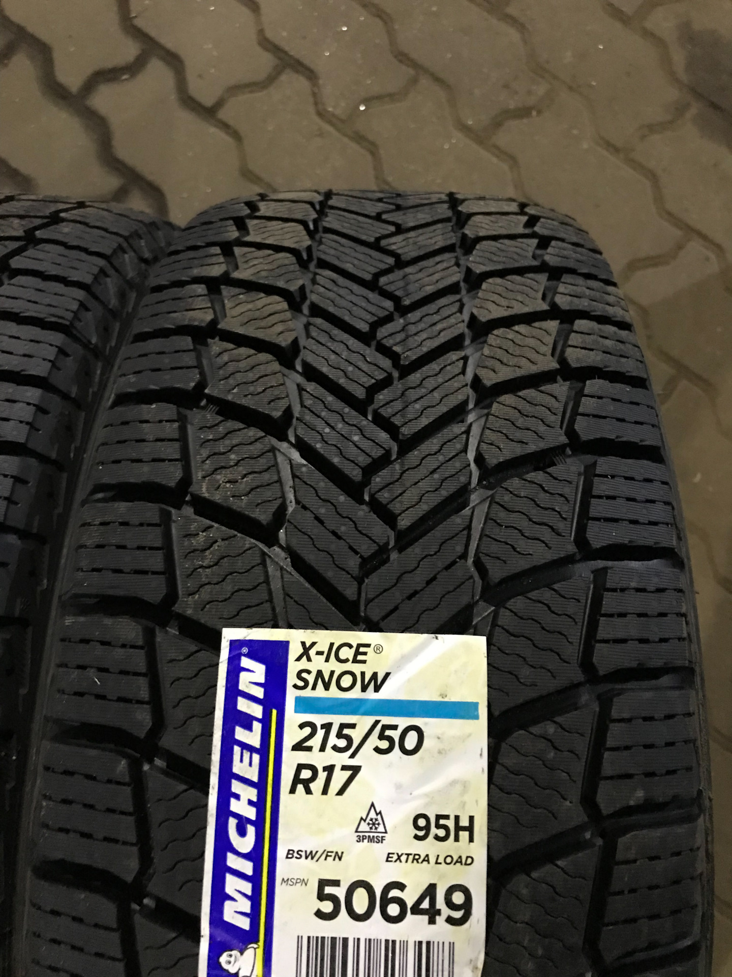 Michelin x ice snow. Michelin x-Ice Snow drive2. 215/45/17 Michelin x-Ice Snow. Michelin x-Ice Snow SUV.