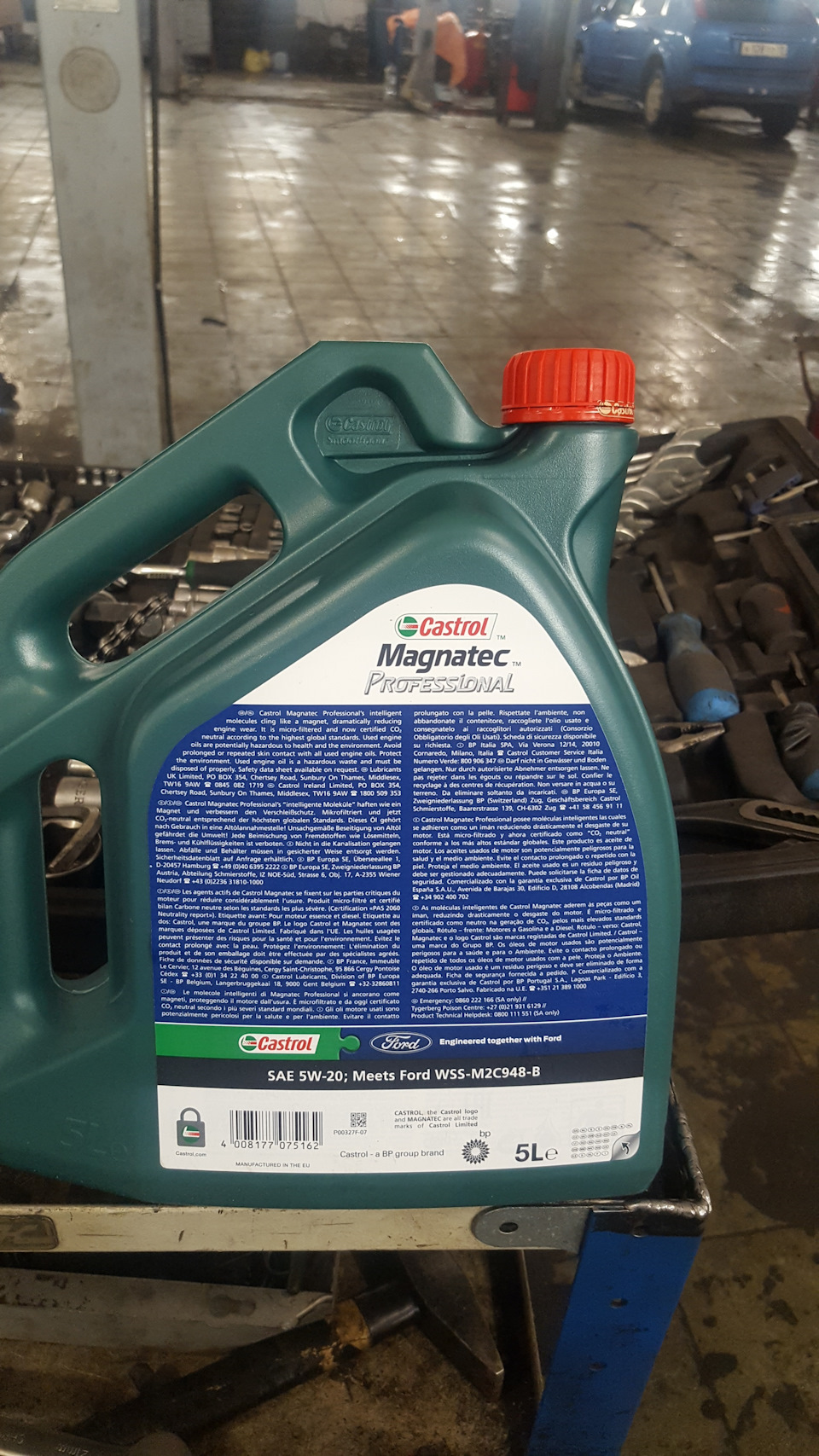 Масло ford ecoboost. 5w20 Ford Castrol ECOBOOST. Ford 5w20. Масло Форд 5w20. Кастрол магнатек для Форд фокус 3.