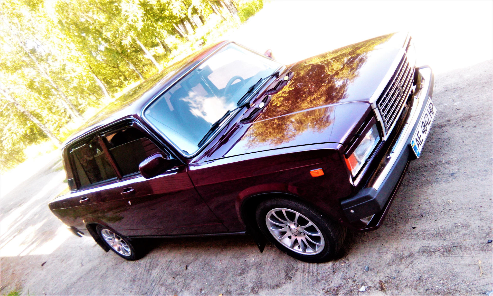 ваз 2107 как узнать. заводской цвет ваз 2104. сварные точки заднего крыла ваз 2107. ваз 2107 как узнать. ваз 2107.