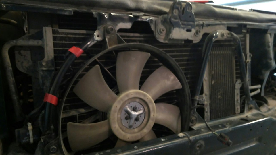 закрепляем проводку и собираем морду — Jeep Grand Cherokee (ZJ)